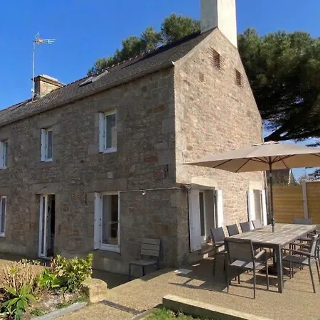 펜션 Le Nid De Reville, Maison Proche De La *