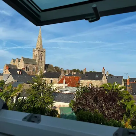 Le Nid De Reville, Maison Proche De La *